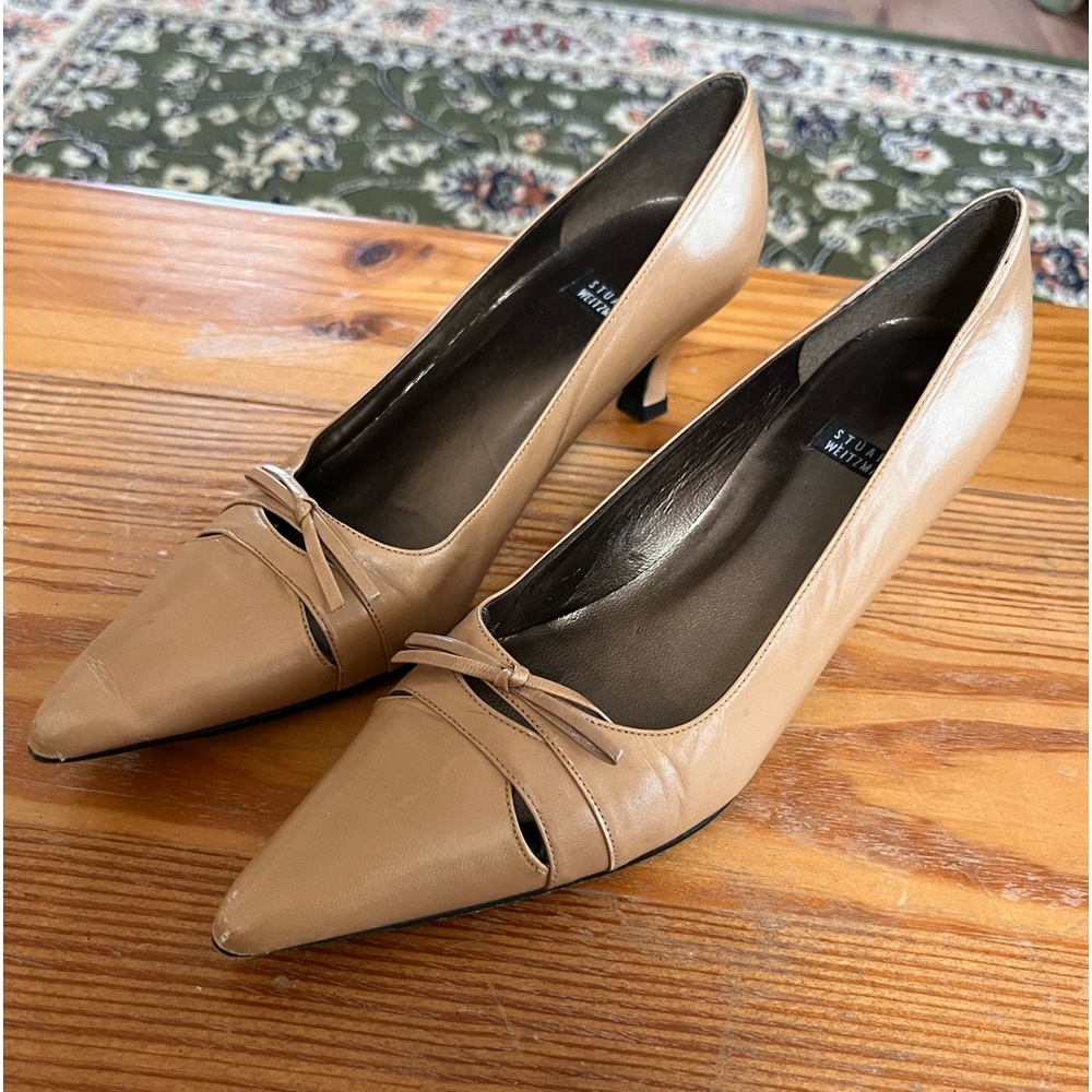 Stuart Weitzman pointed toe pumps, size 5 1/2 - Picture 1 of 4